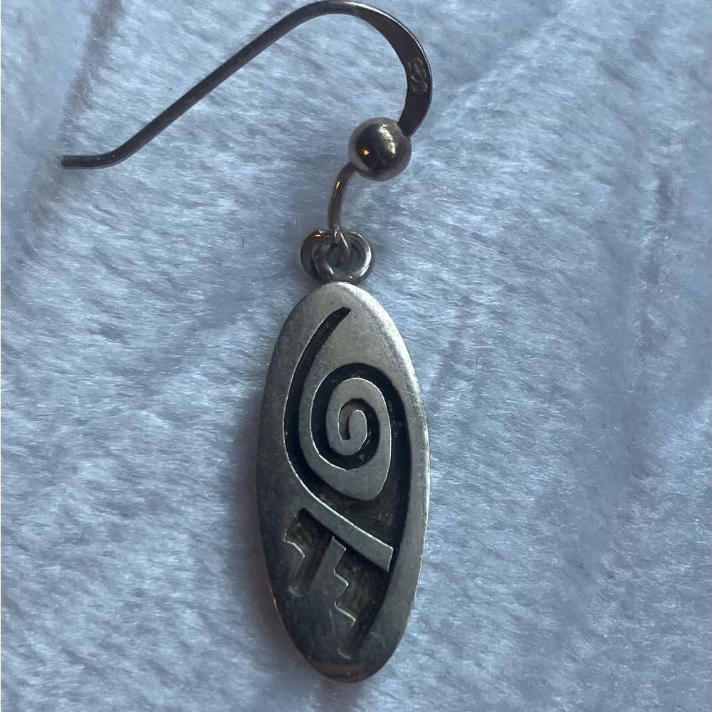 Single Native American Designed Sterling Silver E… - image 1